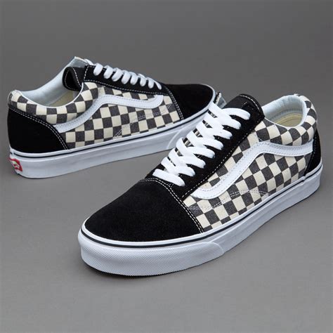 When lacing your second shoe, if you reverse the pattern, your. Mens Shoes - Vans Old Skool - Checkerboard Black - V3Z6IB9