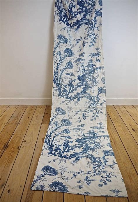 Pair Of 18th Century French Antique Chinoiserie Toile Blue And White