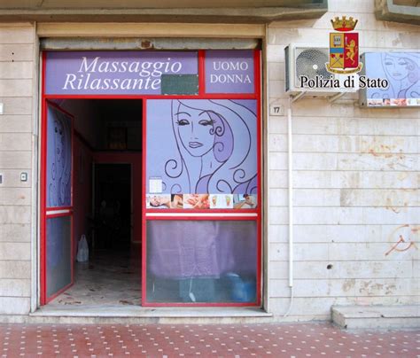 Centro Massaggi A Luci Rosse Sequestrato In Via Platen La Repubblica
