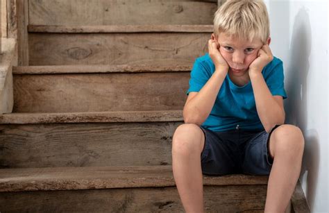 3 Tips From Nutrition Experts On How To Deal With Hangry Kids Child