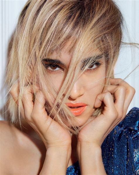Sofia Boutella Sexy Blonde Look Photos The Fappening