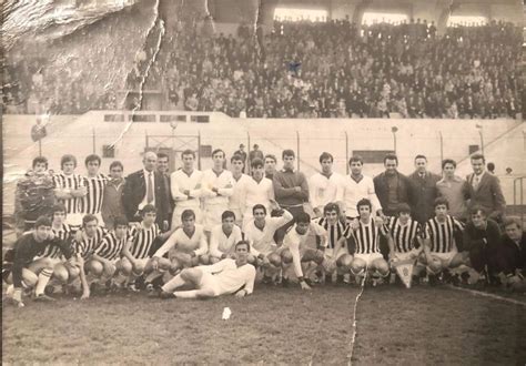 Είναι ο πιο επιτυχημένος σύλλογος στην ιστορία του ιταλικού ποδοσφαίρου έχοντας κατακτήσει 36 πρωταθλήματα ιταλίας. ΓΙΟΥΒΕΝΤΟΥΣ - ΟΛΥΜΠΙΑΚΟΣ Ιταλία : Τουρνουά στην Καζέρτα ...
