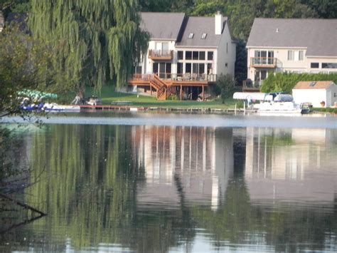 5 Waterfront Homes For Sale In Commerce Michigan Oakland County