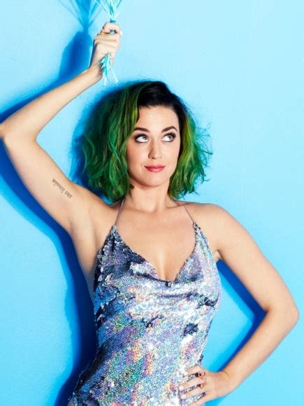 Katy Perry Muestra Sus Piernas Hermosas Para Cosmopolitan Magazine