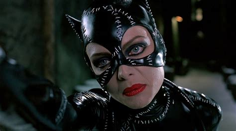 One Iconic Look Michelle Pfeiffer As Catwoman In Batman Returns