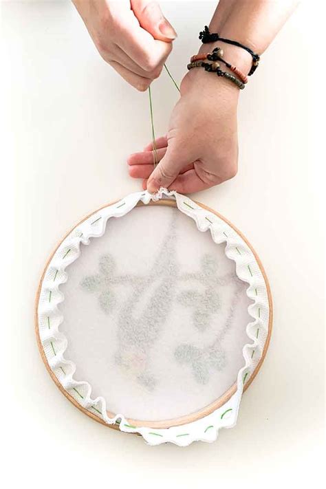 Tutorial How To Frame Your Embroidery Work In An Embroidery Hoop Artofit