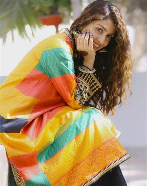 Ayeza Khan 💐 Pakistan Bride Pakistani Dresses Casual Stylish Girl