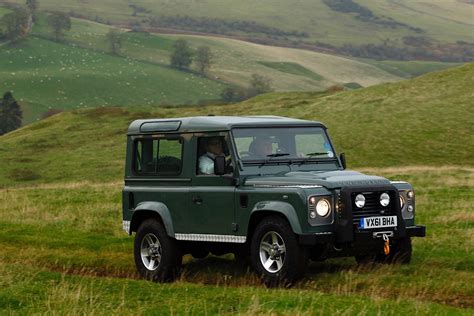 Land Rover Defender 90 Specs And Photos 2012 2013 2014 2015 2016