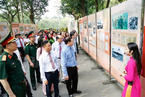 Lần gần nhất là vào ngày 23 tháng 9 năm 2018, khi chủ tịch nước trần đại quang qua đời, bà đặng thị ngọc thịnh, phó chủ tịch nước đương nhiệm, giữ quyền chủ tịch nước 1 tháng cho đến khi quốc hội việt nam khóa 14 bầu chủ tịch nước mới là ông nguyễn phú. Cuộc đời và sự nghiệp của Chủ tịch Hồ Chí Minh là một tấm ...