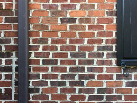 Old Yorktown Brick Detail Pine Hall Brick