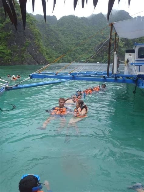 Twin Lagoon 10 Feet Chain In Coron Island Philippines