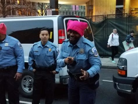 Dc Police Wear Pussy Hats In Solidarity With Women Protesters Law Officer