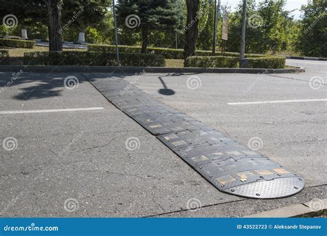 Speed Bump On City Street Stock Image Image Of Obstacle 43522723