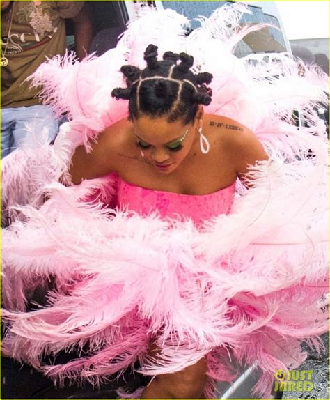 Full Sized Photo Of Rihanna Kadooment Day Parade 06 Photo 4331200
