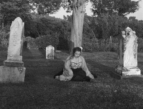 Creepy Cemetery Photoshoot Photo Cemetery Photoshoot
