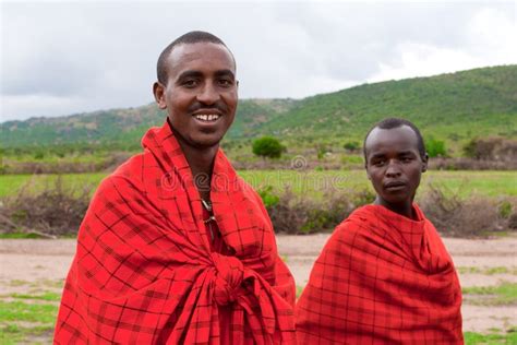 Afrikanischer Mann Masai Mara Kenia Redaktionelles Stockfoto Bild