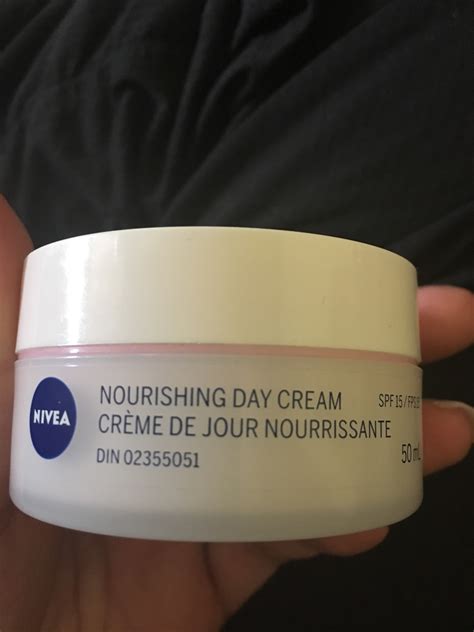 Nivea Nourishing Day Cream Spf 15 Reviews In Facial Lotions And Creams
