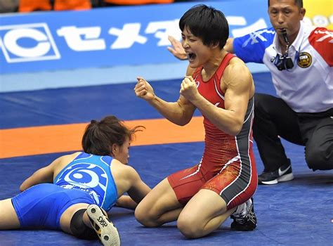 Jun 12, 2021 · レスリング女子で五輪4連覇を達成した伊調馨（36＝alsok）が、出身の八戸市のランナーとして走った。 聖火は北海道へ渡るが、点火式典のみ実施. レスリング女子、57キロ級で伊調が優勝 川井を降す [写真特集1 ...