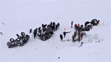 Al Menos 38 Muertos Por Los Aludes De Nieve En Turquía L Rtvees