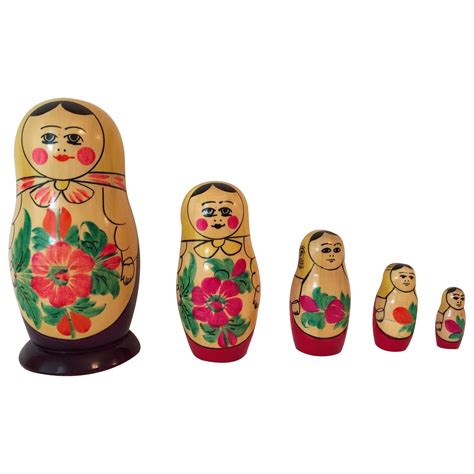 Ussr Matryoshka Russian Nesting Dolls Set Of 5 Chairish