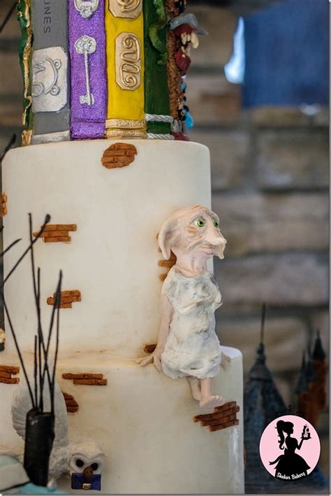 This Magical 4 Foot Tall Harry Potter Cake Actually Moves - Between The