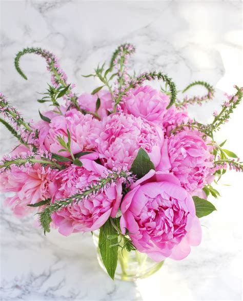 how to arrange a modern floral arrangement like a pro aol lifestyle