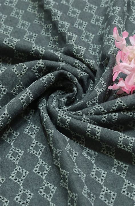 Buy 150 Lucknowi Chikankari Fabrics At Best Price In India Luxurionworld