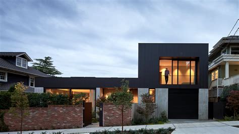 A Simple House With A ‘sense Of Massiveness The New York Times
