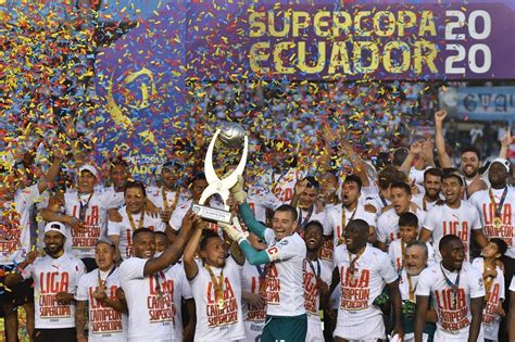 El portero podrá jugar el miércoles por copa libertadores. Liga de Quito, campeón de la Supercopa Ecuador | Diario La Marea