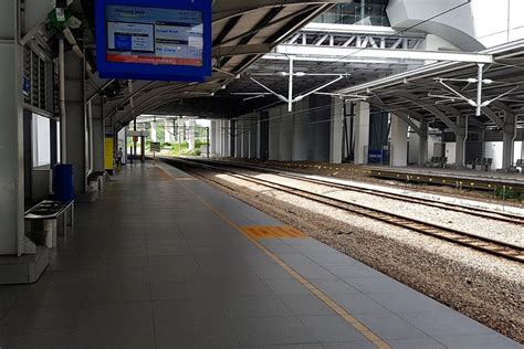 Train station in selangor state of malaysia. Subang Jaya KTM Station - klia2.info
