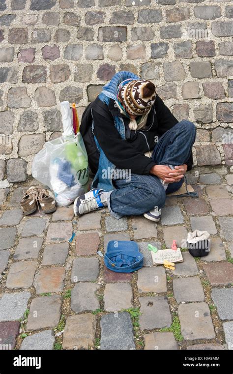 Paris Obdachlos Fotos Und Bildmaterial In Hoher Auflösung Alamy