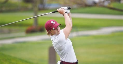 College Golf Sarah Busey Taking Her Game To Another Level In California