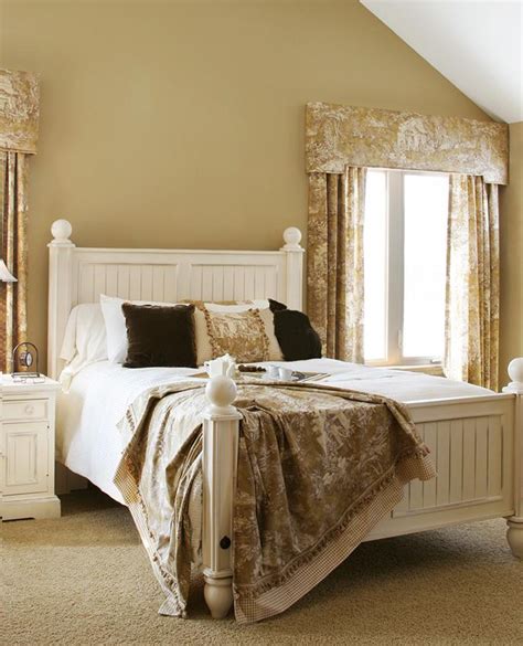 They could range from white to brown and everything in between. Feng Shui Bedroom Examples Slideshow