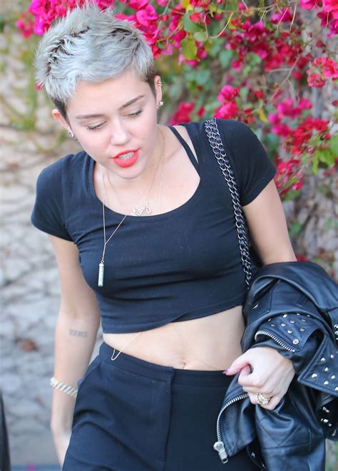 Lets Discuss Miley Cyrus New Blue Hair—i Mean Hurrr She Calls It