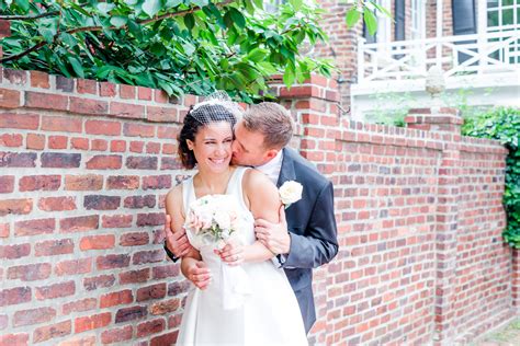 Every engaged couple wants amazing wedding photos, right? amazing_wedding_photos_30 | Rachel E.H. Photography