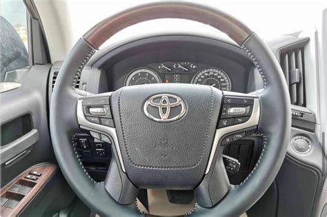Toyota Land Cruiser Vxr 2021 Sky Business