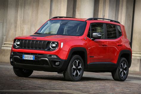 Renegade 4xe Is The First Plug In Hybrid Jeep Car And Motoring News