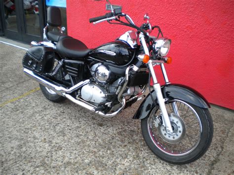 Looking for my first bike, i'm 6'5 230lb and see a good deal of shadows for sale, but haven't been able to tell the difference between the aero, spirit. Honda Shadow 125 :: Manleys Motorcycles
