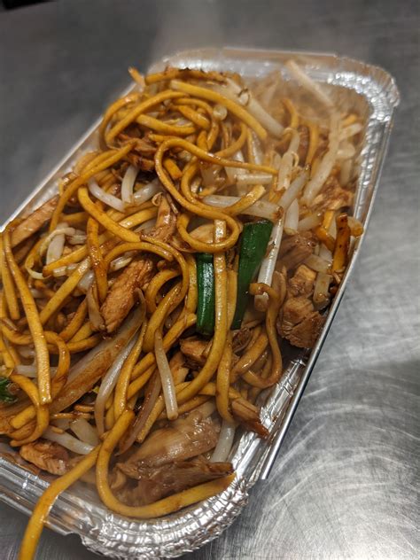 Most Popular Dish Of 2020 Chicken Chow Mein Chows Chinese Takeaway