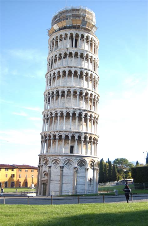 Fine Delle Certezze La Torre Di Pisa Si Raddrizza Da Sola Ilgiornaleit