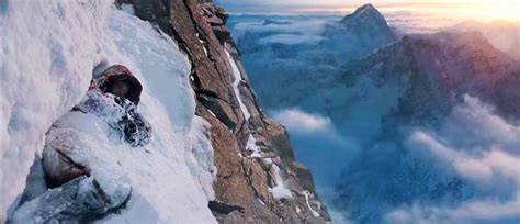 Everest, the highest point of the planet, is the only place in the world where people pass by deceased without any affection. The feeling of knowledge: Everest (2015)