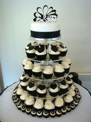 Check out 22 stunning variations on this cakes are definitely having a moment. Wedding Cakes Pictures: April 2011