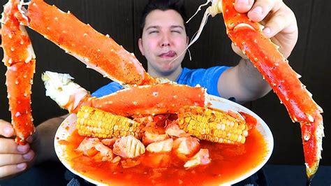 King Crab Legs Lobster Crawfish Seafood Boil Mukbang Eating Show Hot