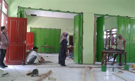 Rehabilitasi dapat mengacu pada beberapa hal berikut: Pengerjaan Rehab Ruang Kelas SDN Ngrawan 2 Lebih Cepat ...