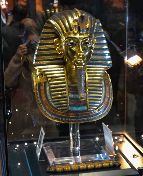 Tutankhamuns Restored Gold Mask Back On Display The History Blog