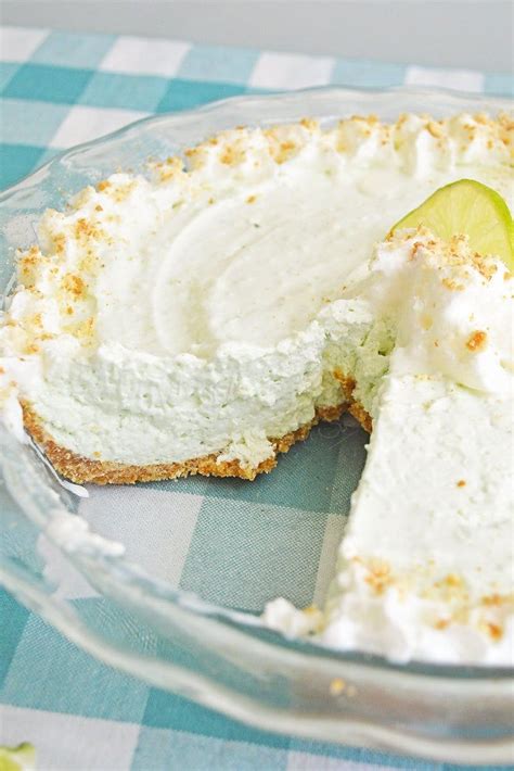 This No Bake Key Lime Pie Also Called An Icebox Key Lime Pie Is The