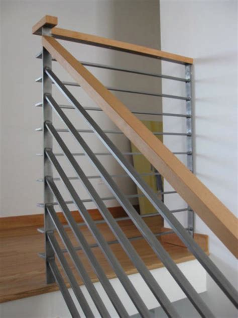 Modern stair railing has a very simple and elegant design that, together with the rails forms a truly worthy aesthetic combination of admiration. 15 Incredible Wood Stairs Railing Design For Your Home ...