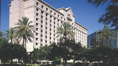 Ritz Carlton Phoenix Closing Doors Re Opening As The Camby Hotel