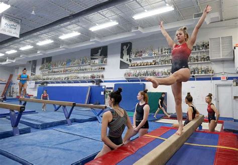 Can Brecksville Bees Gymnastics Continue The Record Breaking Streak Team Goes For 21st