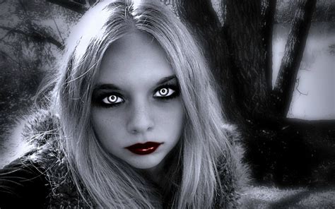 Dark Horror Gothic Fantasy Vamire Women Face Eyes Wallpaper Vampire
